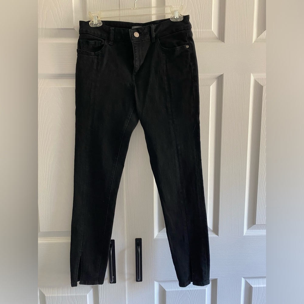DL1961 Skinny Jeans Ankle Slit Black Denim Size 28 Chic Classic Flattering